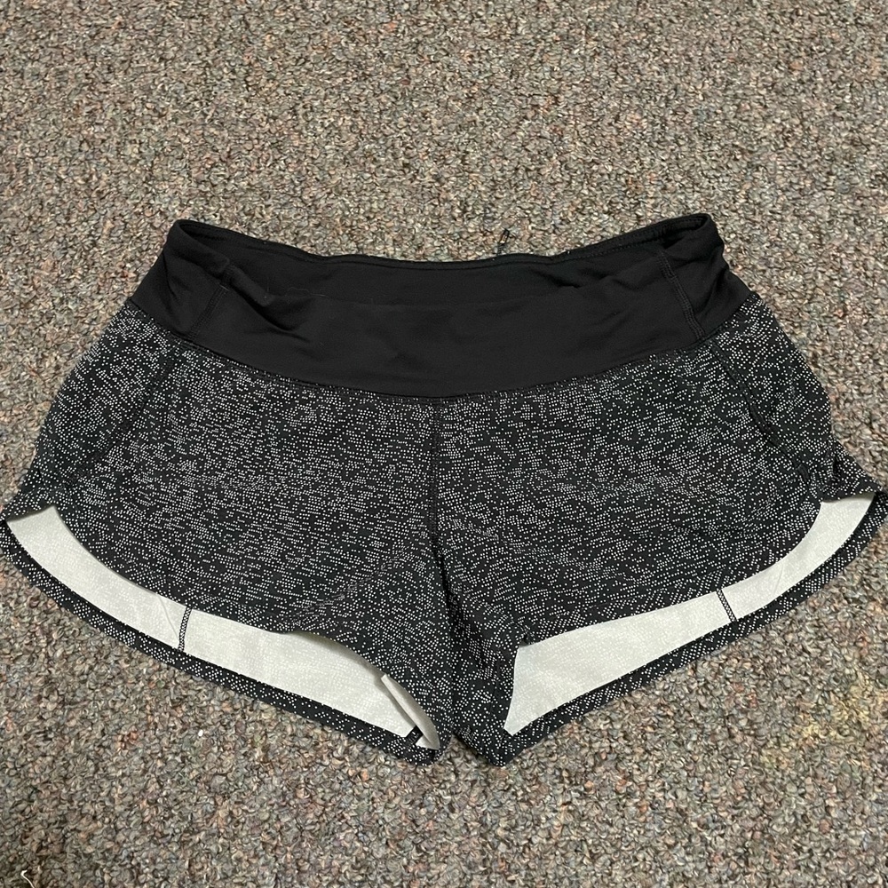 Lululemon Speed Up shorts
